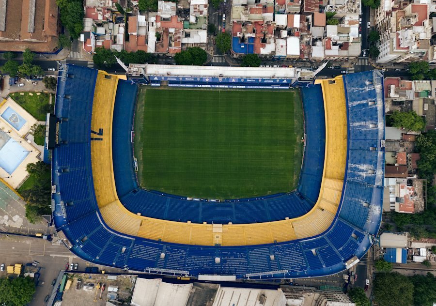 Vista aérea de la Bombonera en el barrio de La Boca